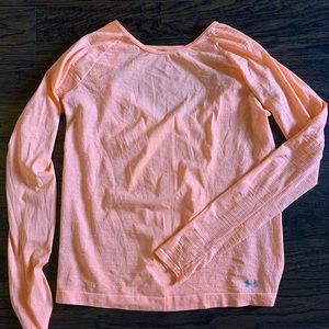 4 for $25 🟡 Under Armour Long Sleeve